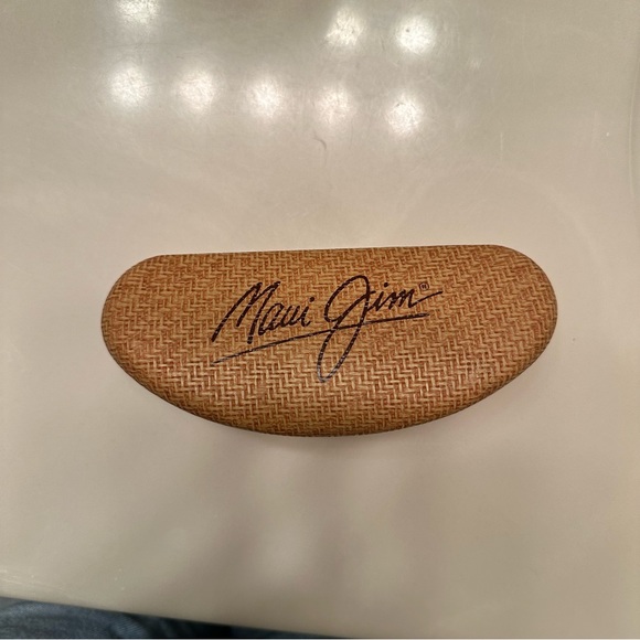 Maui Jim Sunglasses - Picture 5 of 11